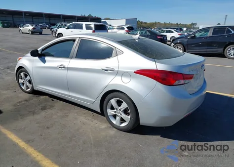 2013 Hyundai Elantra Gls z USA, uszkodzony, nr VIN 5NPDH4AE3DH445370